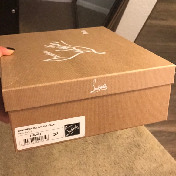 Red bottoms heels - Picture 5 of 6